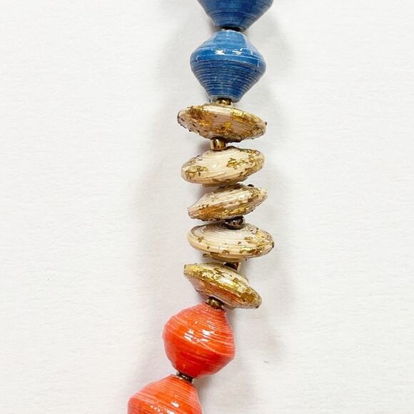 Teng Yue Beaded Necklace - Picture 3 of 7